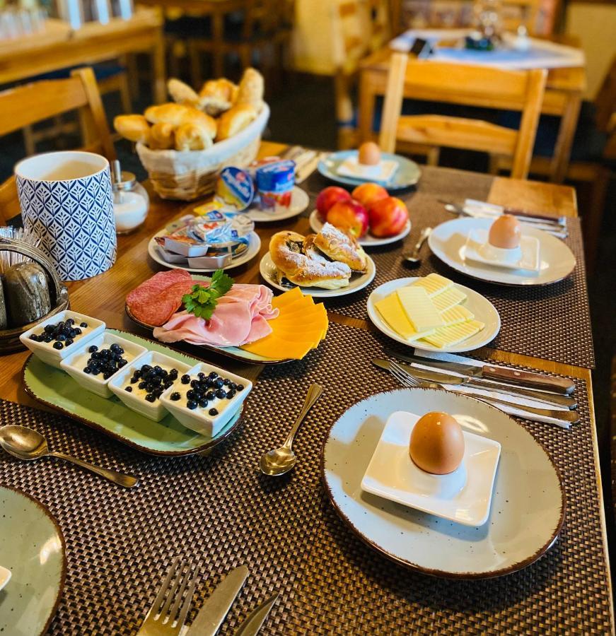 克拉科诺斯膳食公寓及餐厅 哈拉霍夫 外观 照片